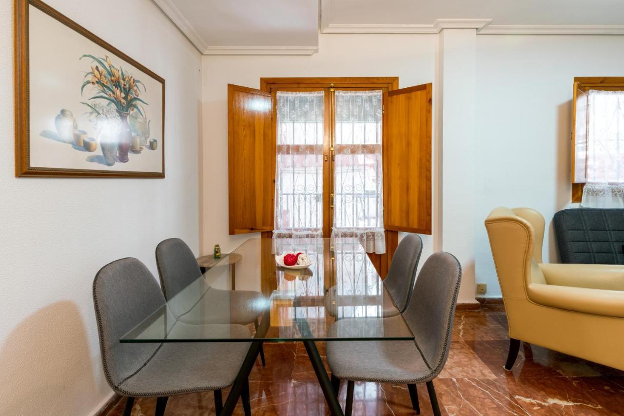 Holi-Rent Estrella Διαμέρισμα Σεβίλλη Εξωτερικό φωτογραφία